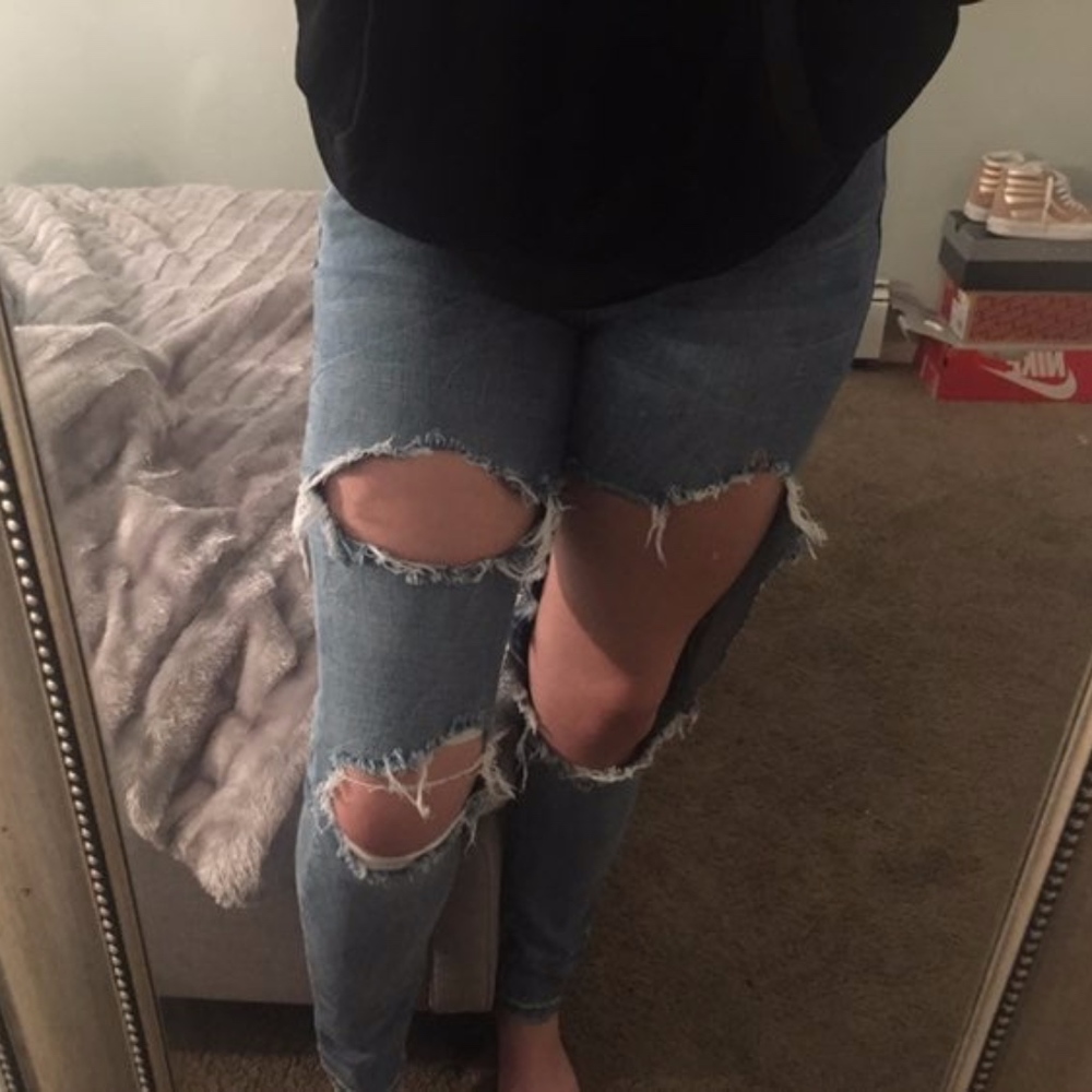 FASHION NOVA JEANS